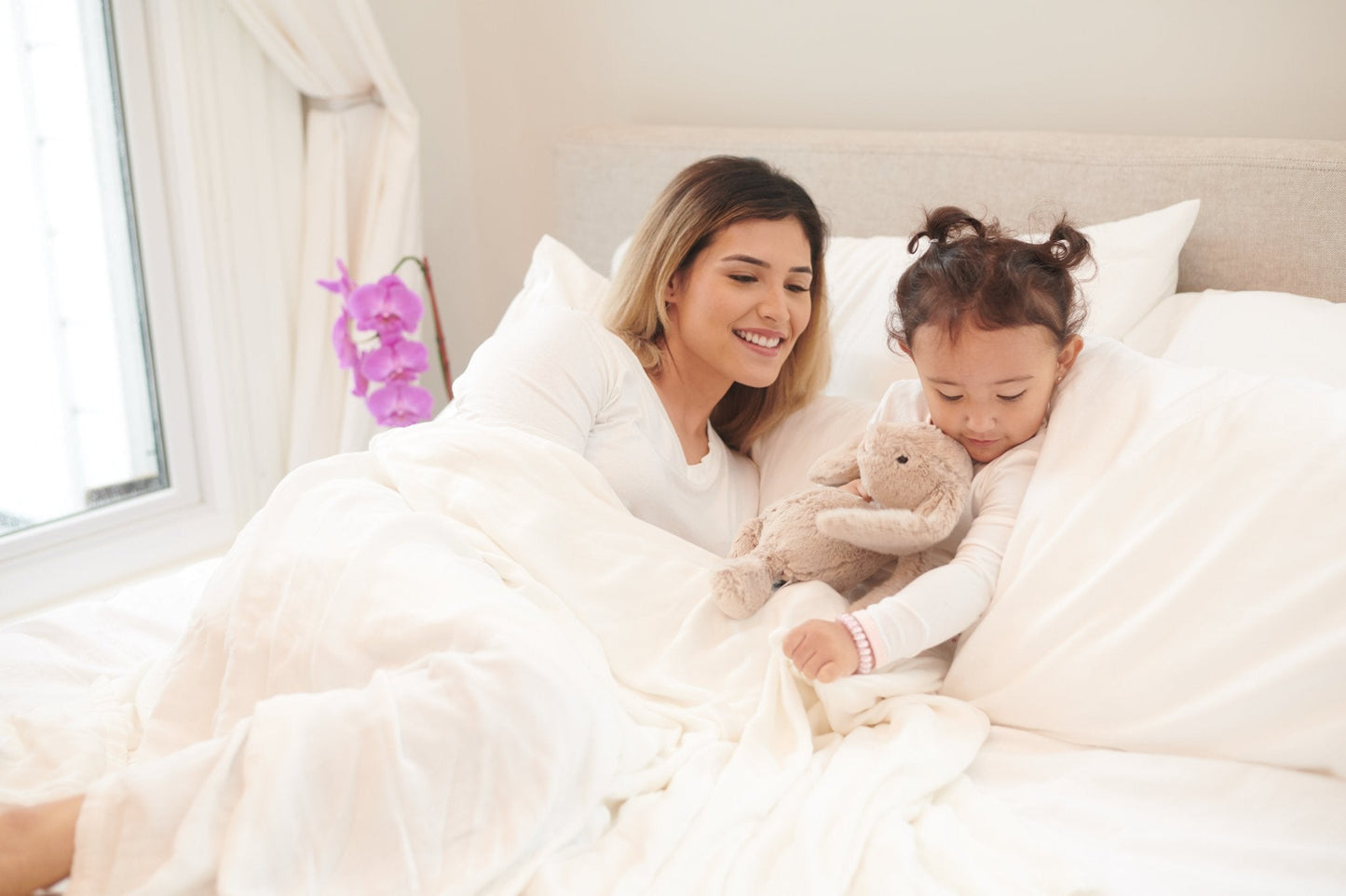 Pristine White Oversized King Bamboo Blanket